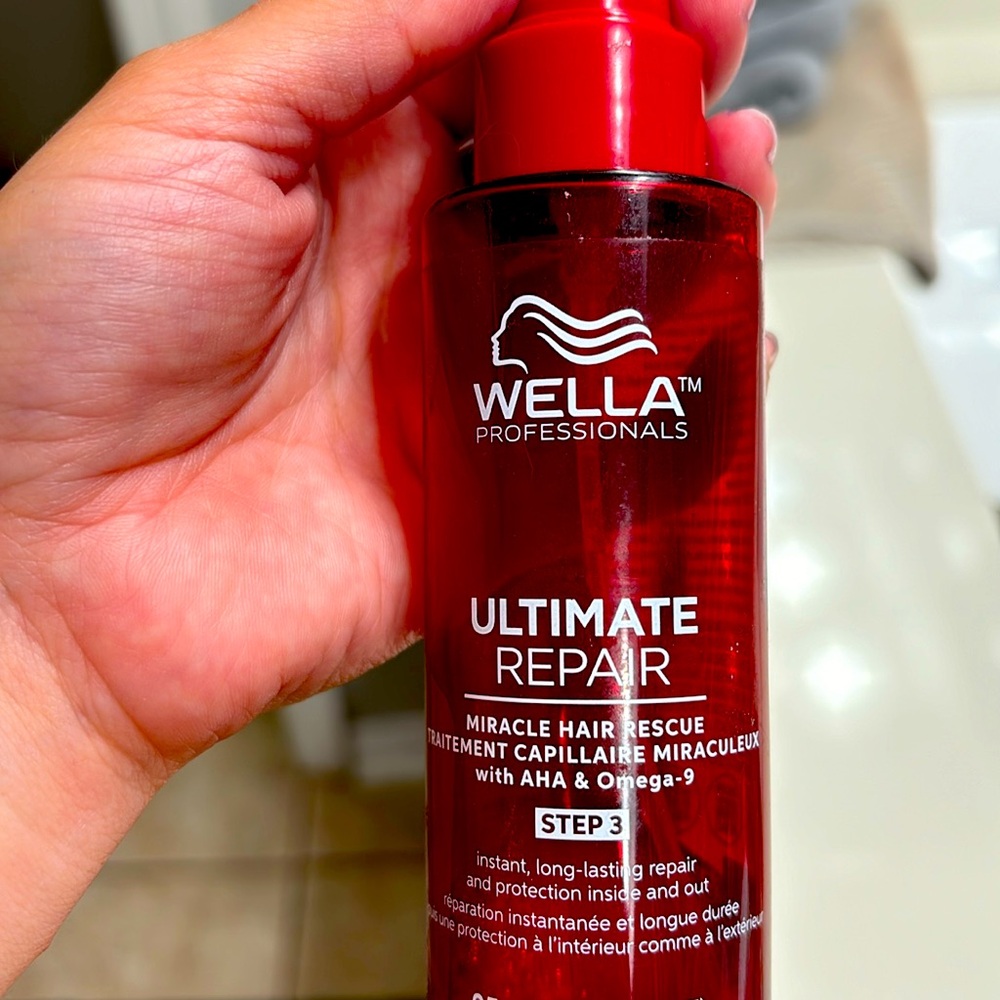 WELLA ULTIMATE REPAIR MIRACLE HAIR RESCUE